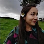 Profesora de ciencias naturales con énfasis en biología y educación ambiental para niños y adultos